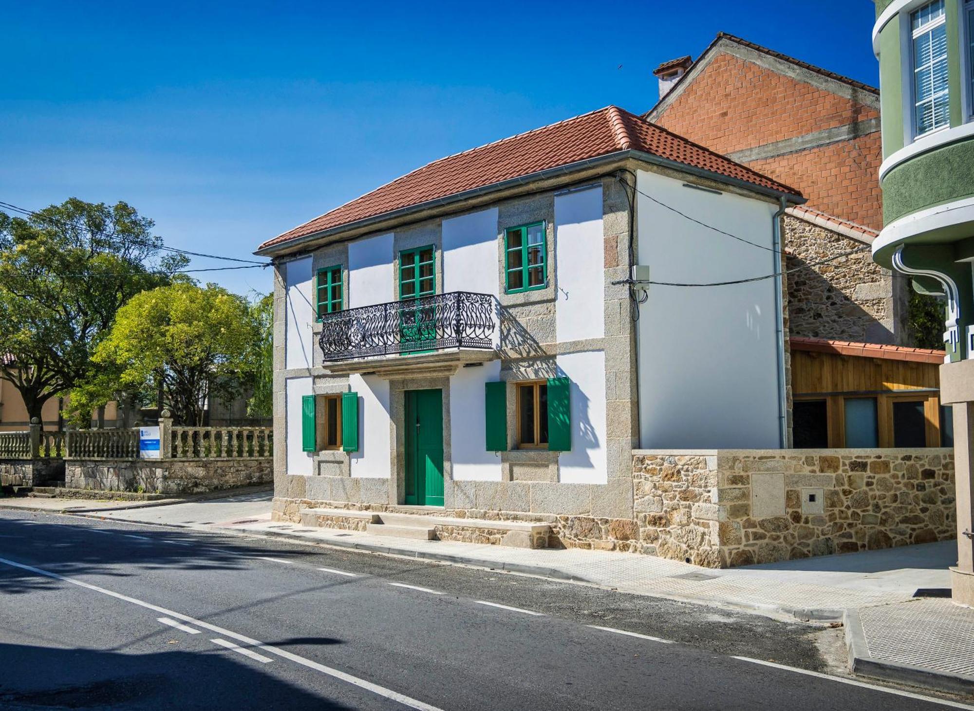 A De Lucia Hotel Quintáns Exterior foto